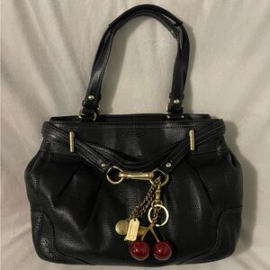 Vintage Coach Pleated Hamptons Carryall Black Pebbled Leather